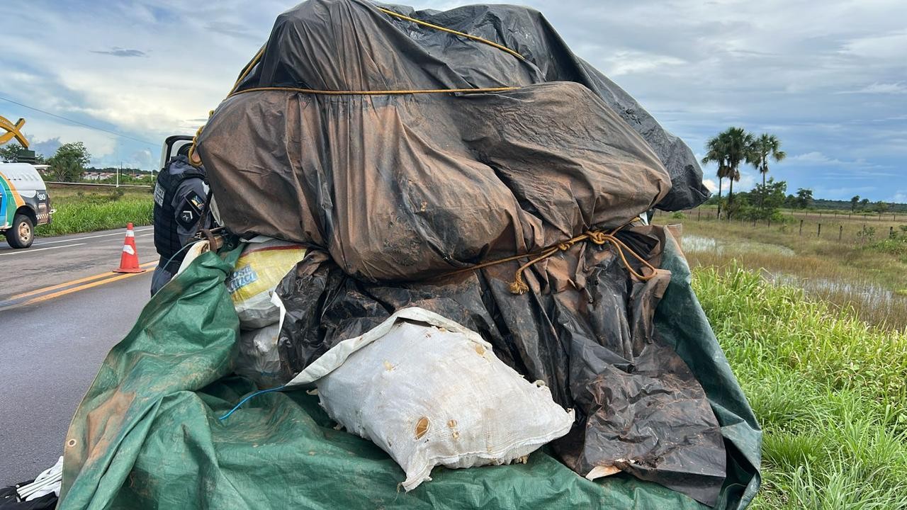 Grupo suspeito de roubar carga de grude de peixe avaliada em R$ 1 milhão é preso no Amapá