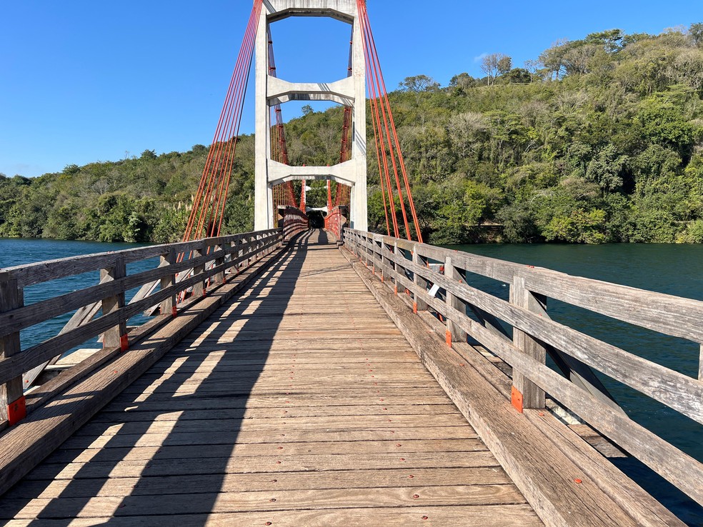 Ponte pênsil em Chavantes foi estratégica durante as batalhas da Revolução Constitucionalista — Foto: Filipe Zampoli/ TV TEM