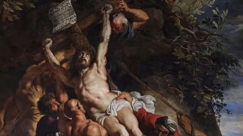 A crucificação não foi invenção romana mas estava amplamente disseminada no Império Romano, diz pesquisador. Acima, obra de Jesus sendo erguido na cruz, de Rubens — Foto: Domínio Público