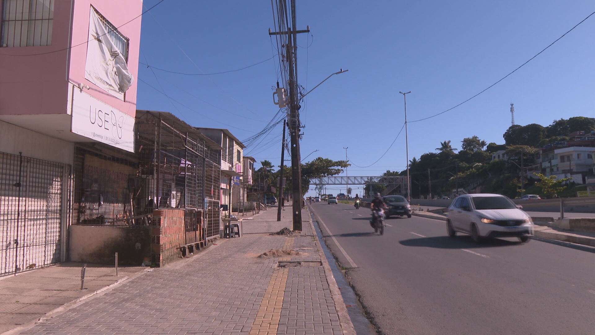 Lojistas são pegos de surpresa com ordem da prefeitura para deixar tradicional área de comércio em Olinda: 'Sem saber para onde ir'
