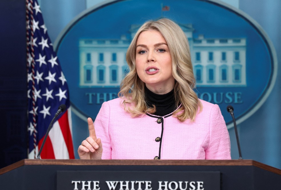 A porta-voz da Casa Branca, Karoline Leavitt — Foto: REUTERS/Kevin Lamarque