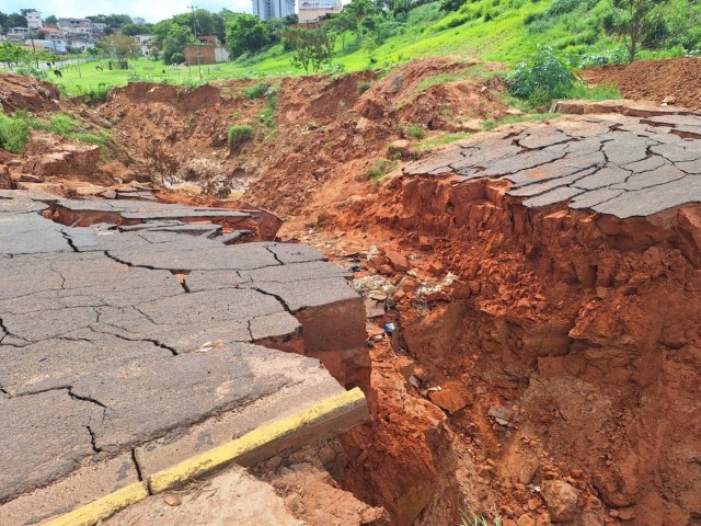 Prefeitura de Presidente Prudente oficializa início de obras para resolver cratera que afeta a zona leste desde 2023