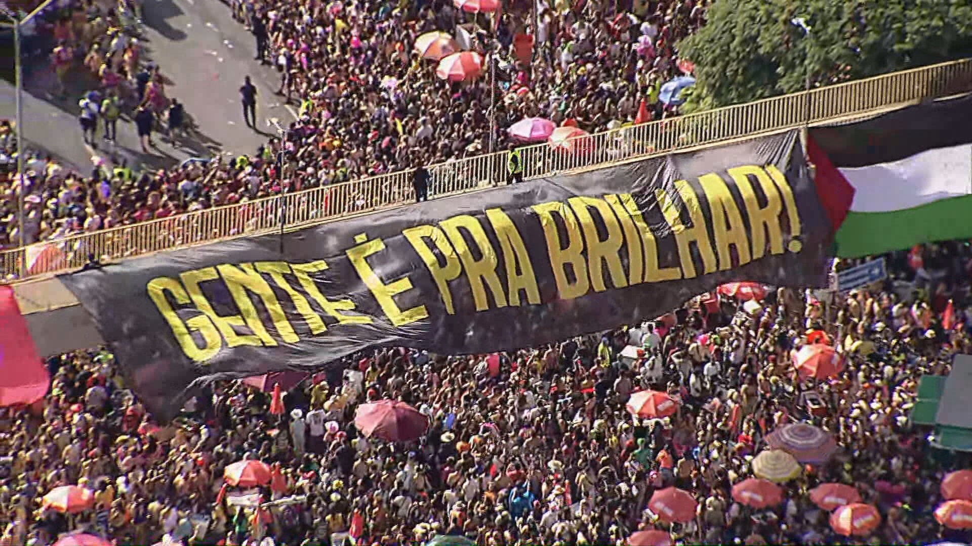 Então, Brilha!, Quando Come se Lambuza, Clayton e Romário, Faraó e mais: veja o guia de blocos de BH do sábado de carnaval