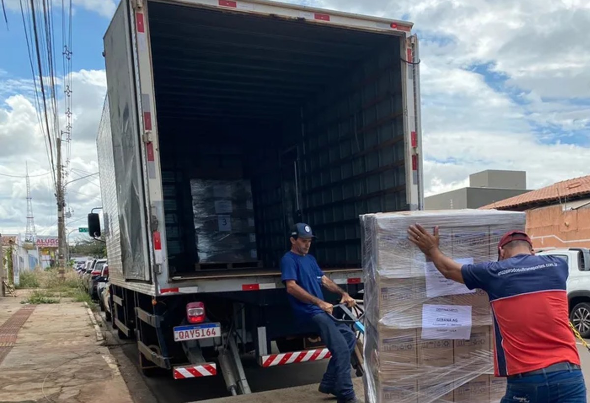 Lei sancionada: transportadoras devem informar data e turno de entregas em MS