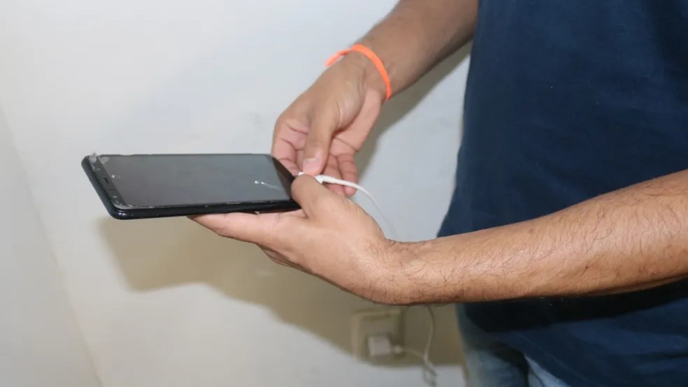 Especialista dá dicas de como reduzir risco de sofrer choque elétrico em casa — Foto: TV Globo/Reprodução