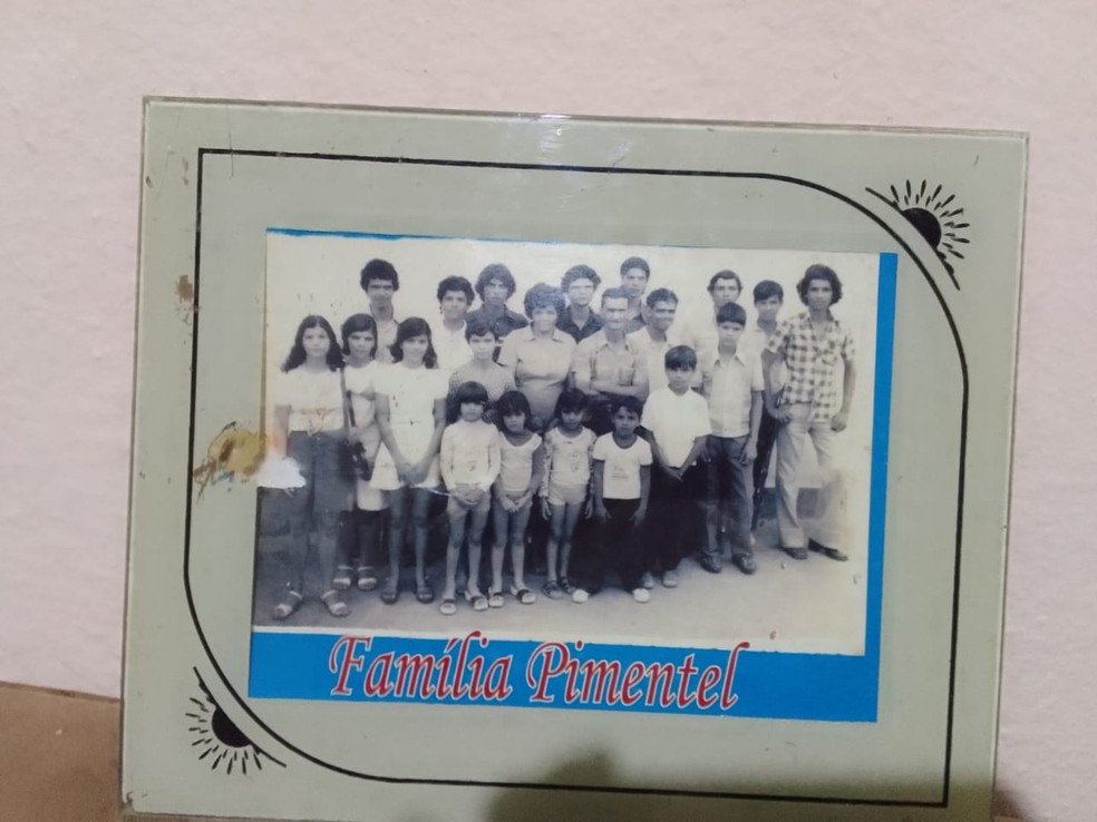 Parte dos irmãos Pimentel na tradicional foto de família — Foto: Arquivo Pessoal