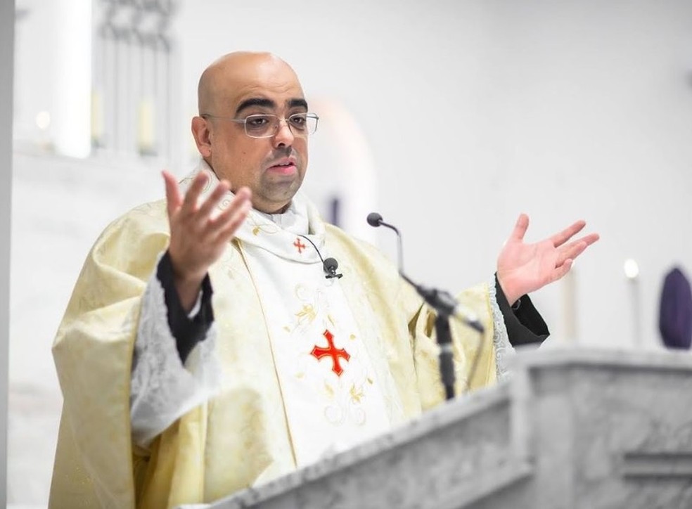 O padre José Eduardo de Oliveira e Silva, da Diocese de Osasco, na Grande São Paulo. — Foto: Reprodução/Redes Sociais