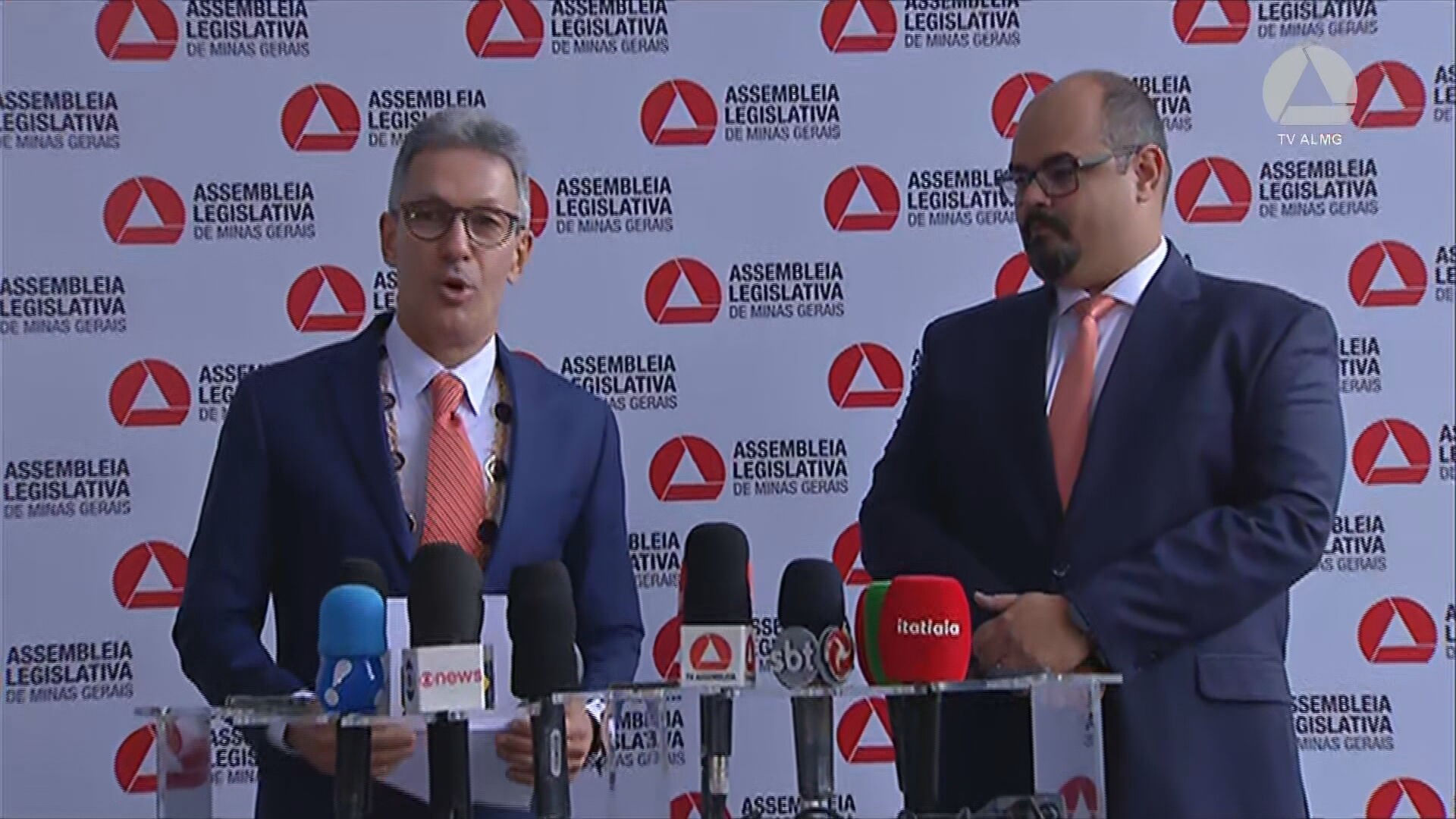 Zema renuncia ao governo de MG para pré-campanha à Presidência da República e vice, Mateus Simões, assume cargo