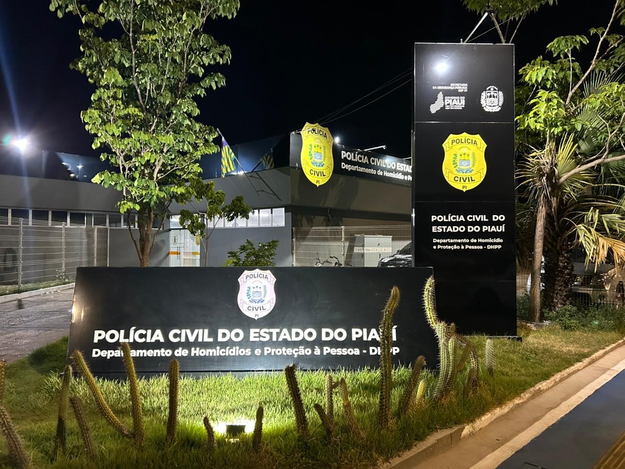 Irmãos são presos suspeitos de sequestrar, torturar e matar jovem de 22 anos em Teresina