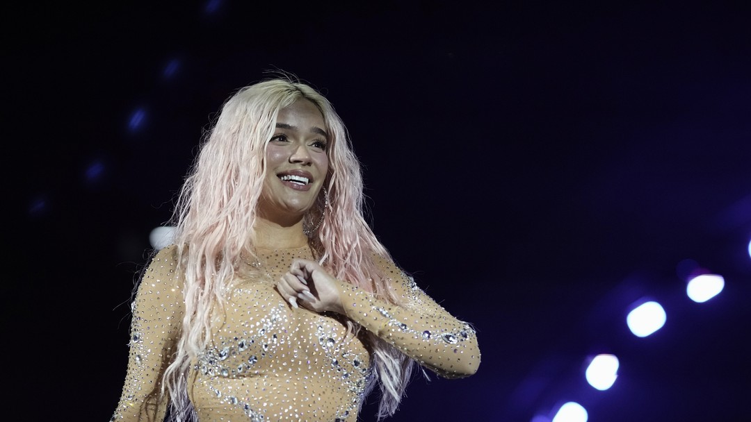 Karol G leva megaprodução ao Rock in Rio para tentar emplacar no Brasil; veja como será o show