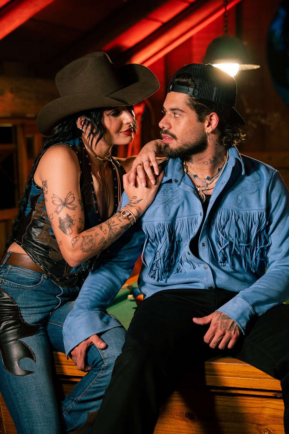 Ana Castela e Zé Felipe lançam o single 'Sua boca mente' — Foto: Divulgação