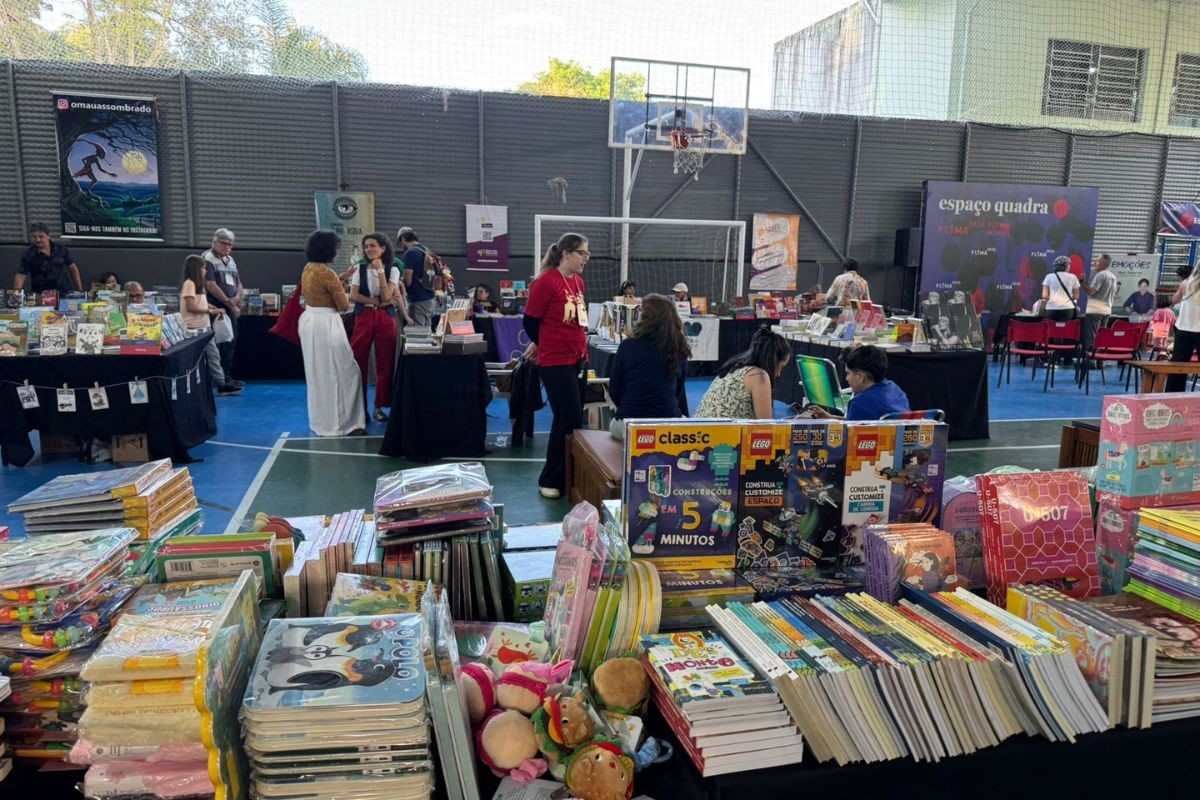 Festival literário reúne quadrinhos, espetáculos e encontros com autores em Santo Antônio do Pinhal; veja programação