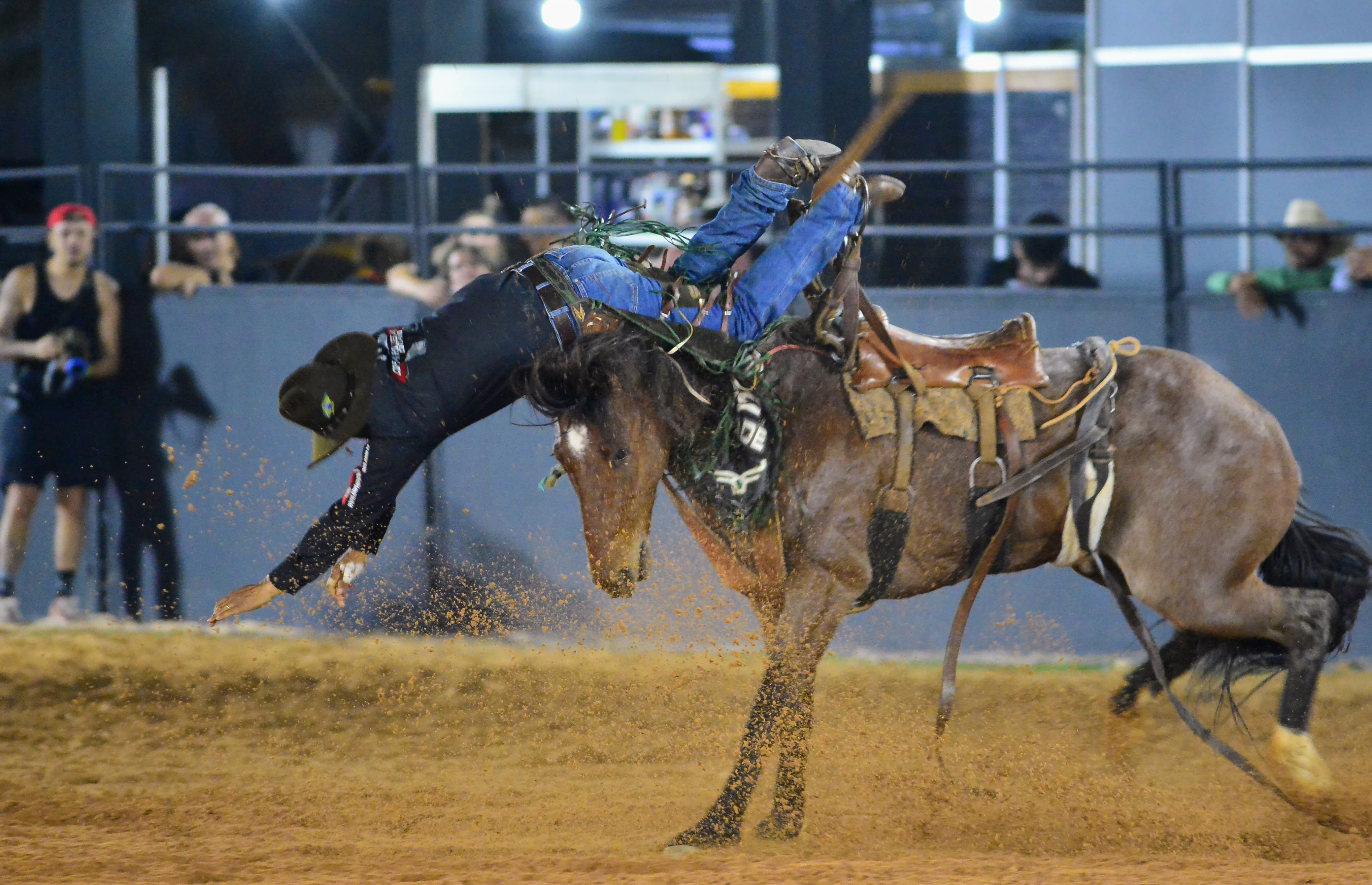 📸🤠 Veja fotos do segundo dia do Rodeio de Jaguariúna | G1
