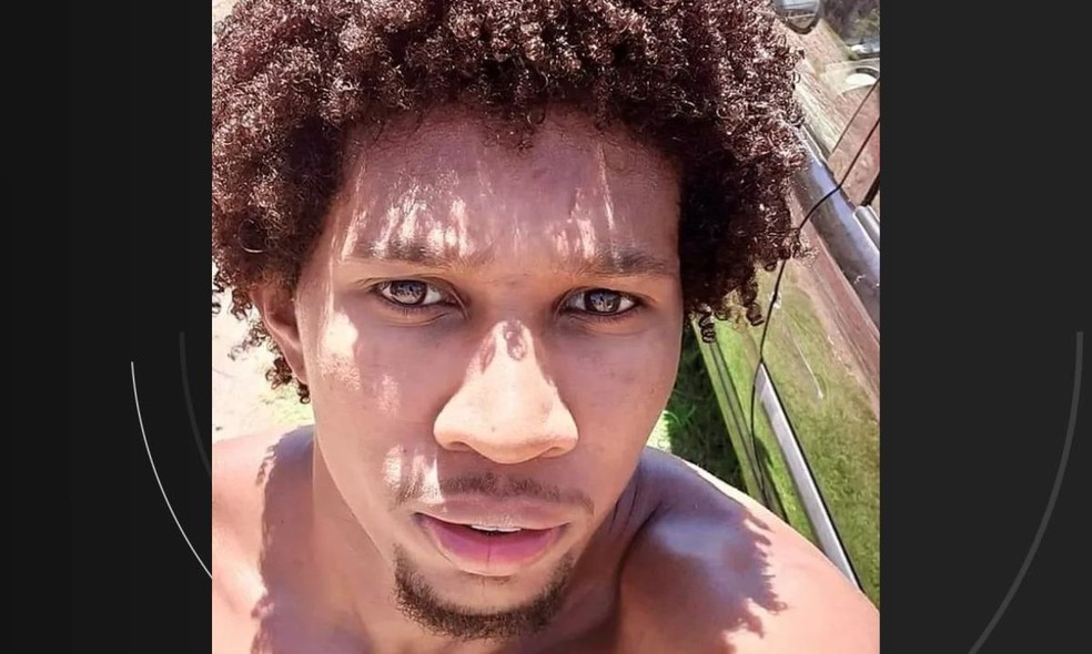 Homem suspeito de matar mãe e filho foi identificado como Rolemberg Santos de Pina, de 32 anos. — Foto: Reprodução/Redes sociais