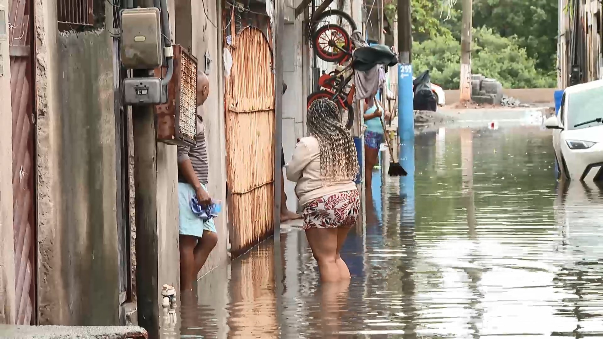 Chuva causa alagamentos e prejuízos no ES; confira a previsão do tempo para a semana