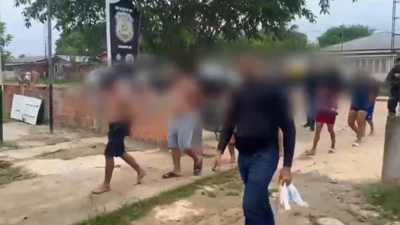 Celular apreendido em investigação leva à prisão de seis integrantes de grupo criminoso no AM