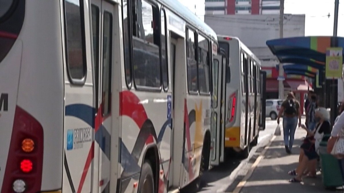 G1 - Passageiros apontam problemas em linhas de ônibus de Mogi das Cruzes -  notícias em Mogi das Cruzes e Suzano