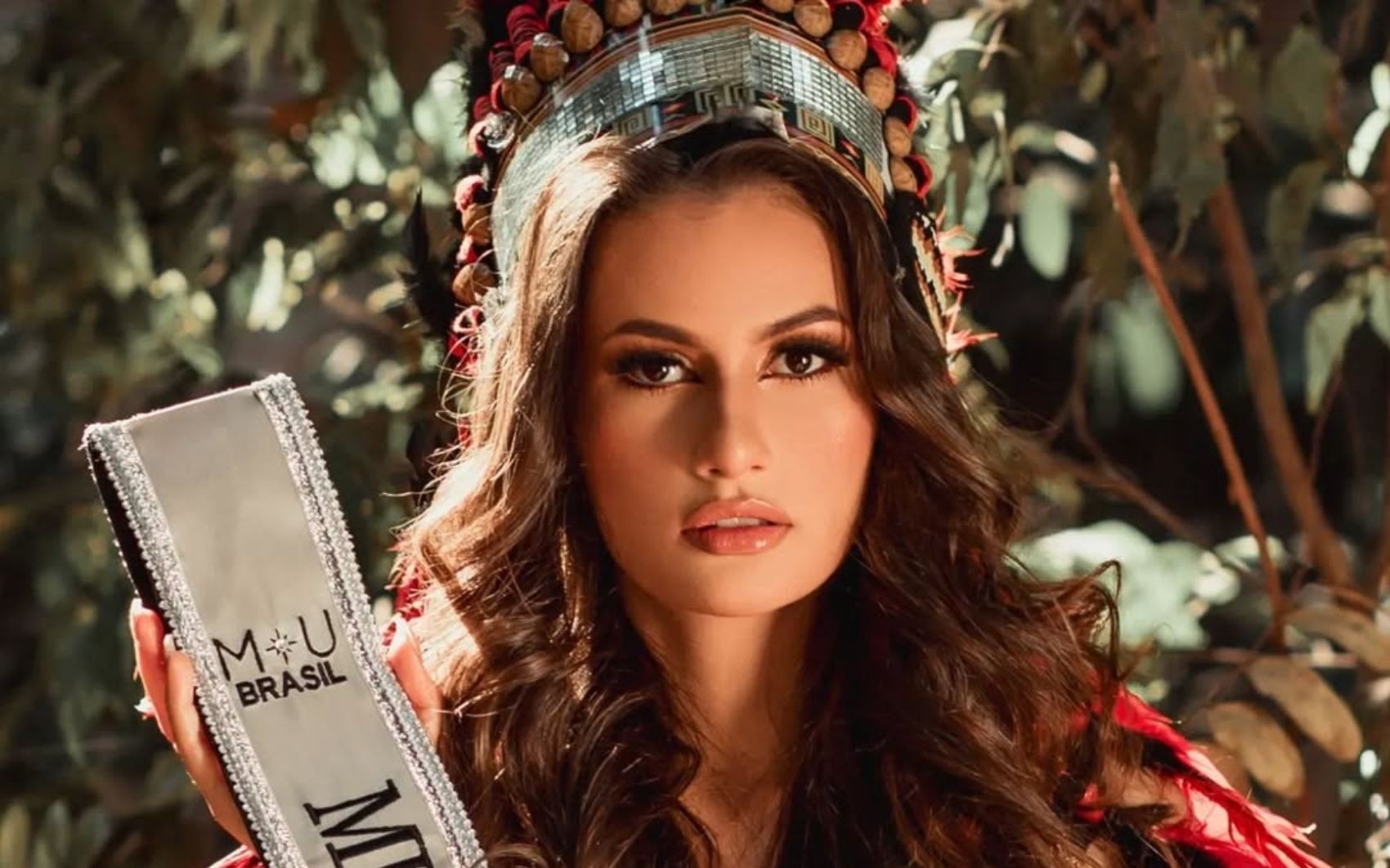 Miss casada com Amado Batista teve perfil no Instagram suspenso sem 'justificativas claras', diz juiz