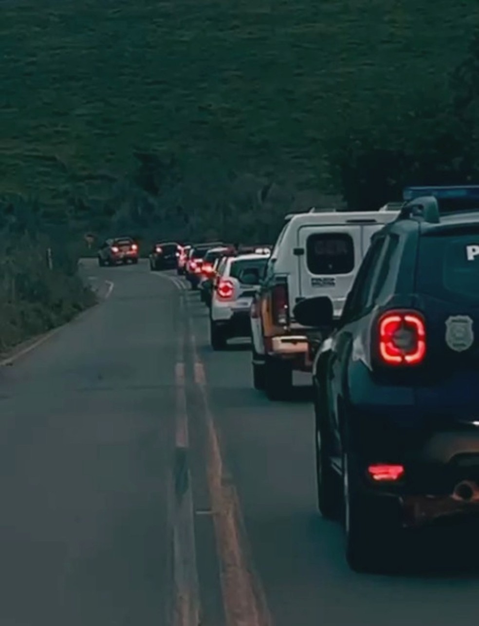 Quatorze pessoas foram presas durante a operação Saracura, em Juiz de Fora e Bicas — Foto: PM/Divulgação