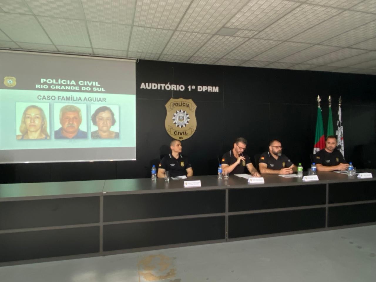 AO VIVO: polícia dá detalhes sobre o caso da Família Aguiar; ASSISTA