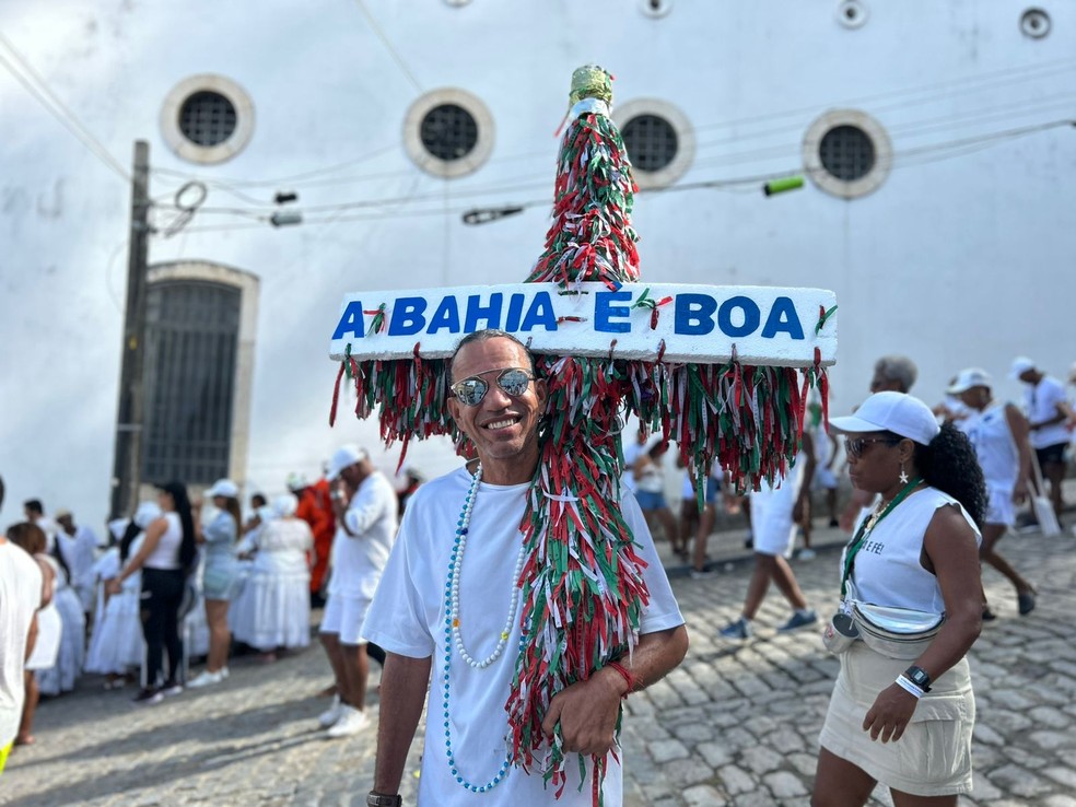 Djalma Santos, de 49 anos marca presença na lavagem há uma decada — Foto: Alan Oliveira/g1