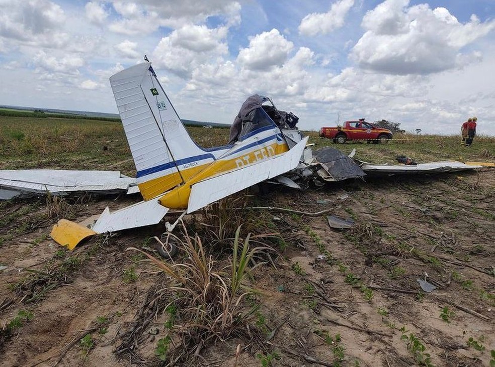 Piloto morre após queda de avião da Força Aérea Brasileira em Campo Grande