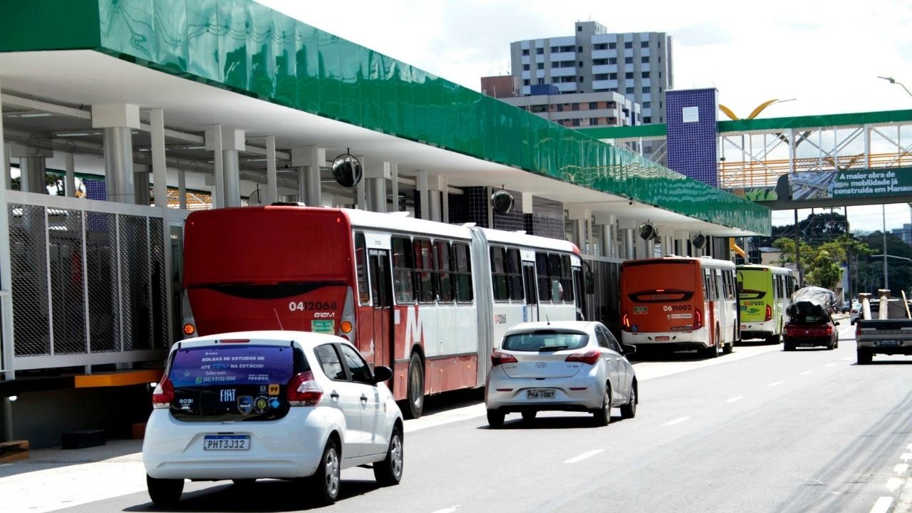 Avenida Constantino Nery será interditada a partir desta segunda para receber rede de esgoto em Manaus