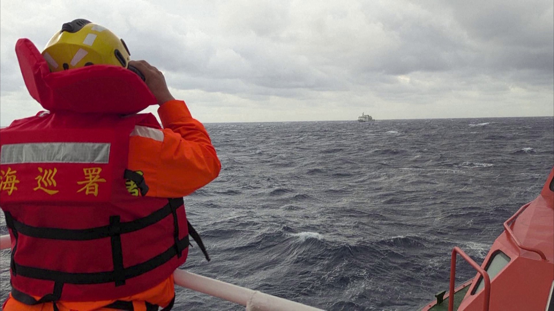 Taiwan aumenta alerta enquanto China desloca 90 navios em possíveis exercícios