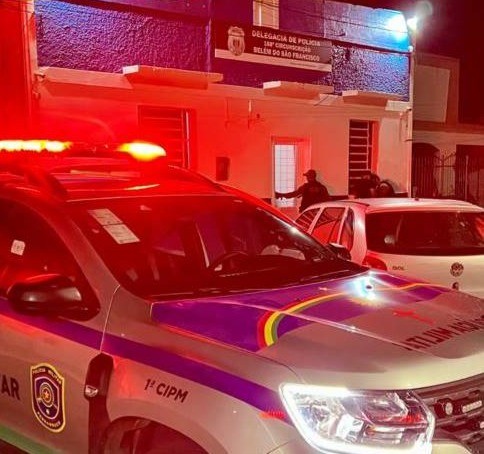 Homem é morto a tiros dentro de casa no bairro Bom Jesus em Belém do São Francisco 