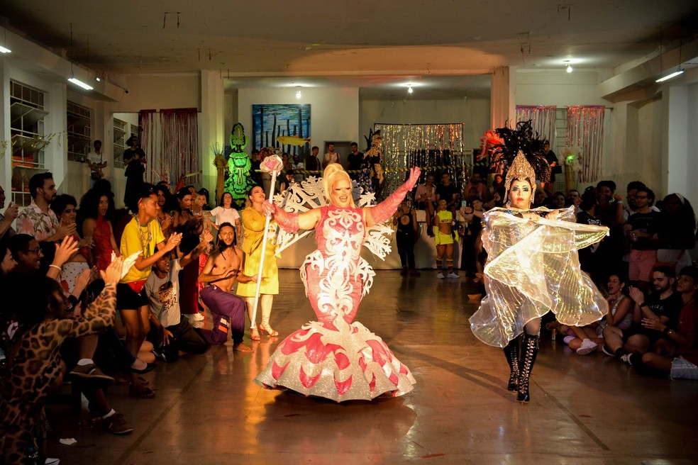 Carnaball, competio de best dress - melhores vestidos - realizado em Cuiab  Foto: Dizo fotografia