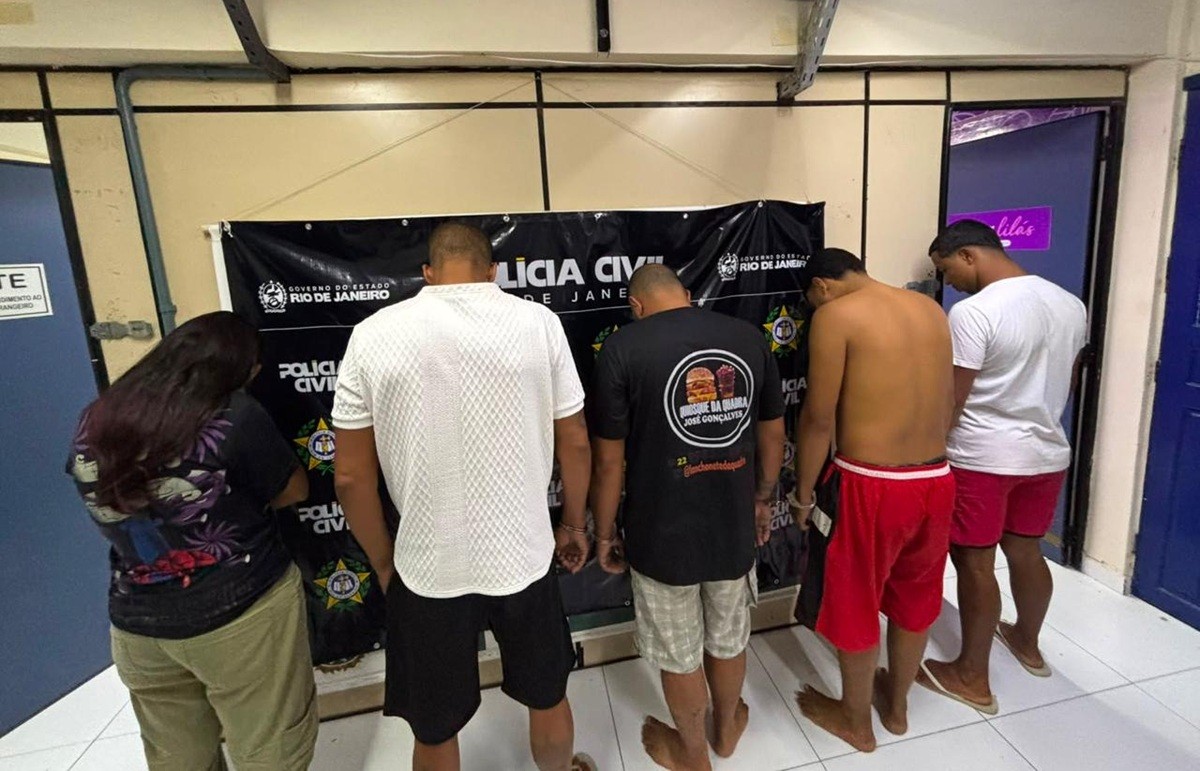 Grupo suspeito de integrar Comando Vermelho e ameaçar moradores de Búzios é preso 