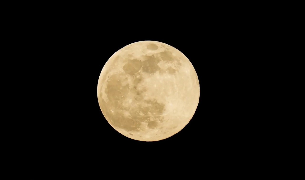 'Lua Cheia Rosa' poderá ser vista de MS nesta terça-feira, mas sem mudança de cor; entenda