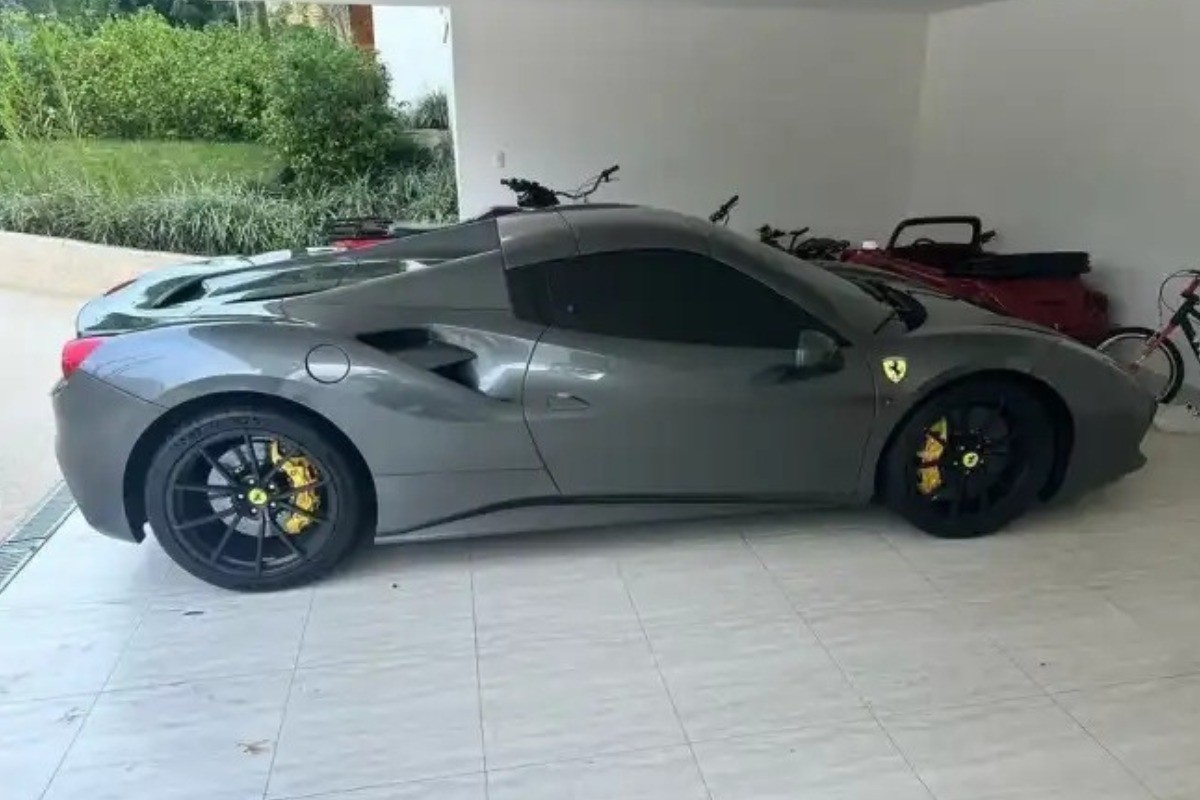 Ferrari, Porsche e BMW: Justiça libera leilão de carros de luxo apreendidos pela PF em MS e SP