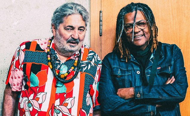 Moacyr Luz e Gabriel Moura se juntam na cadência da brasilidade que rege o álbum colaborativo ‘Moa + Moura’