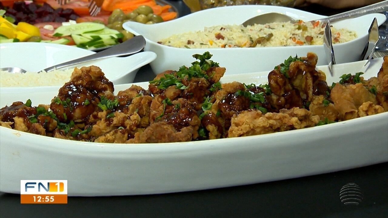 Prato típico da culinária japonesa, Frango Karaguê acompanha molho ...