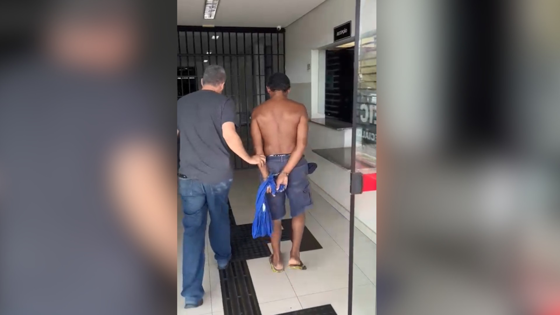 Polícia prende suspeito de esfaquear homem por ciúmes da ex-companheira em bar no interior de SP