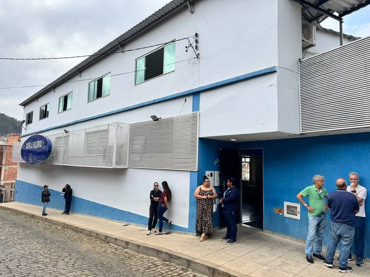 Caíque Verli: repórter da TV Gazeta que morreu no ES é sepultado em MG