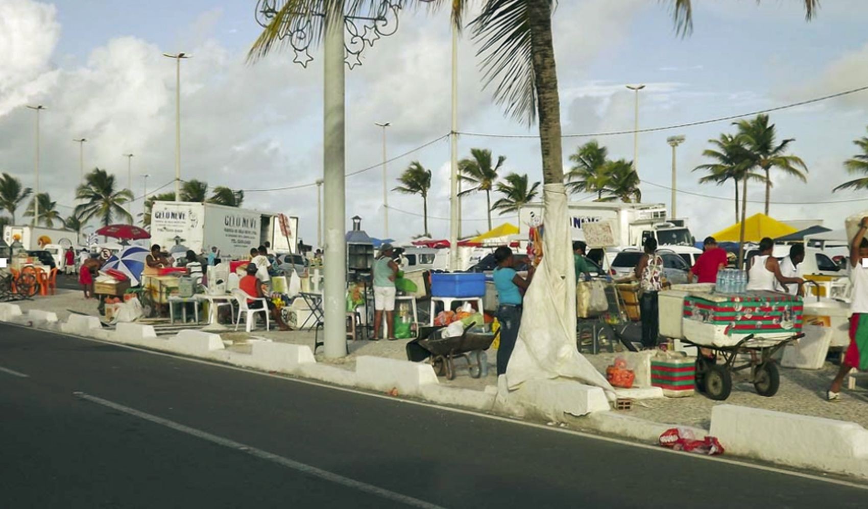 Réveillon 2026 em Aracaju: cadastro de ambulantes tem início nesta terça