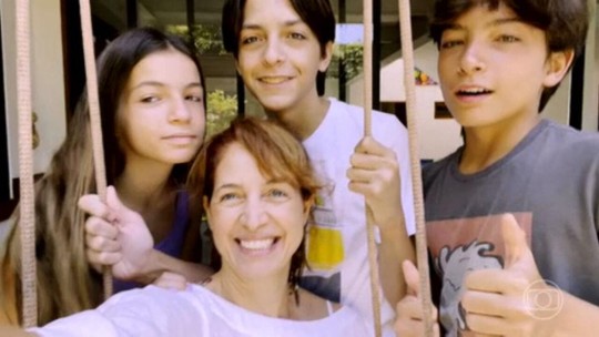 Jornalistas contam como é ter gêmeos na família  - Programa: Globo Repórter 