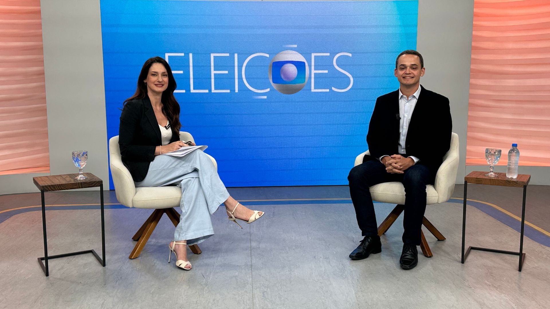 Pazolini promete extinguir cargos comissionados e ampliar tempo integral nas escolas, mas não detalha custo de propostas para o ES