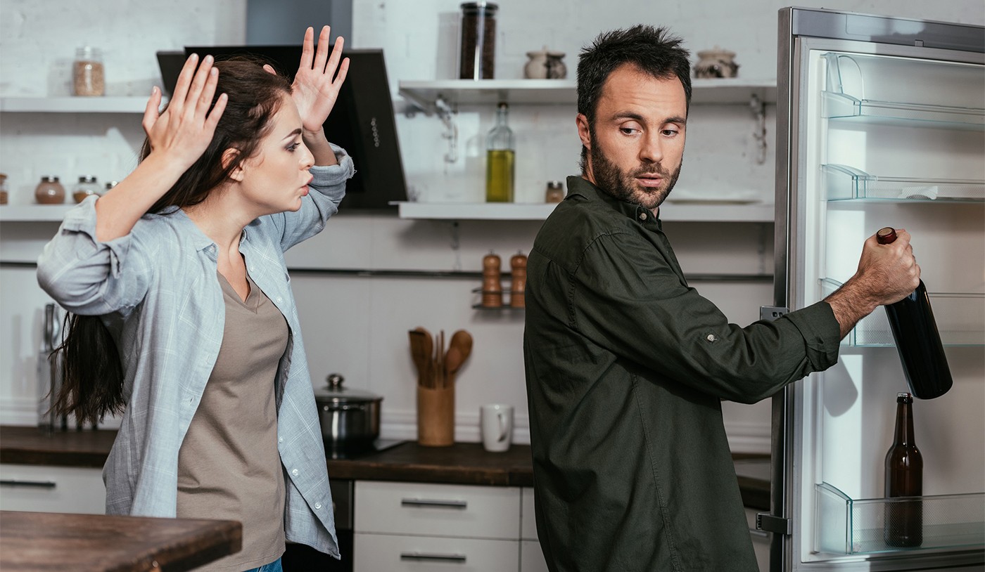 Nunca guarde vinho nesses lugares da casa
