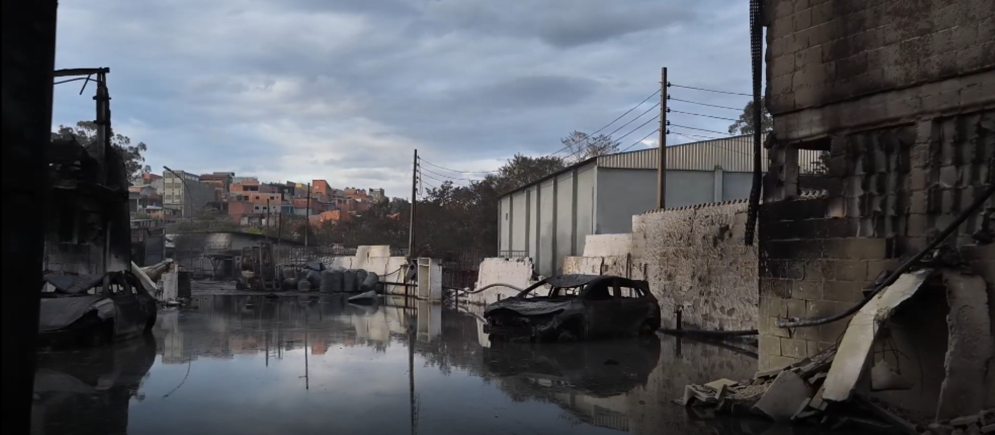 VÍDEO: veja como ficou indústria química depois de incêndio em Itaquaquecetuba