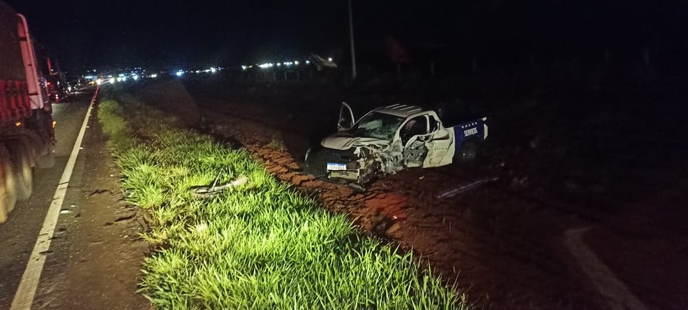 Jovem morre em acidente na rodovia após ficar preso às ferragens — Foto: Corpo de Bombeiros Militar