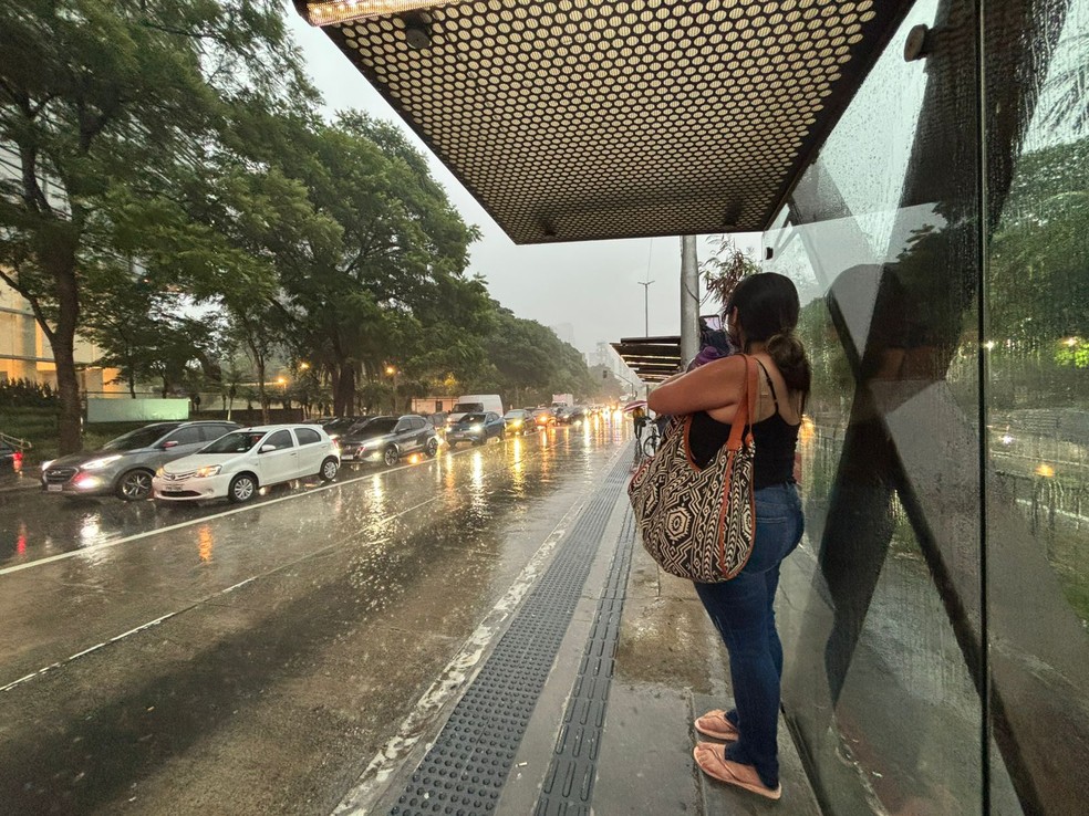 Chuva na Berrini nesta sexta-feira (16) — Foto: Letícia Dauer/g1