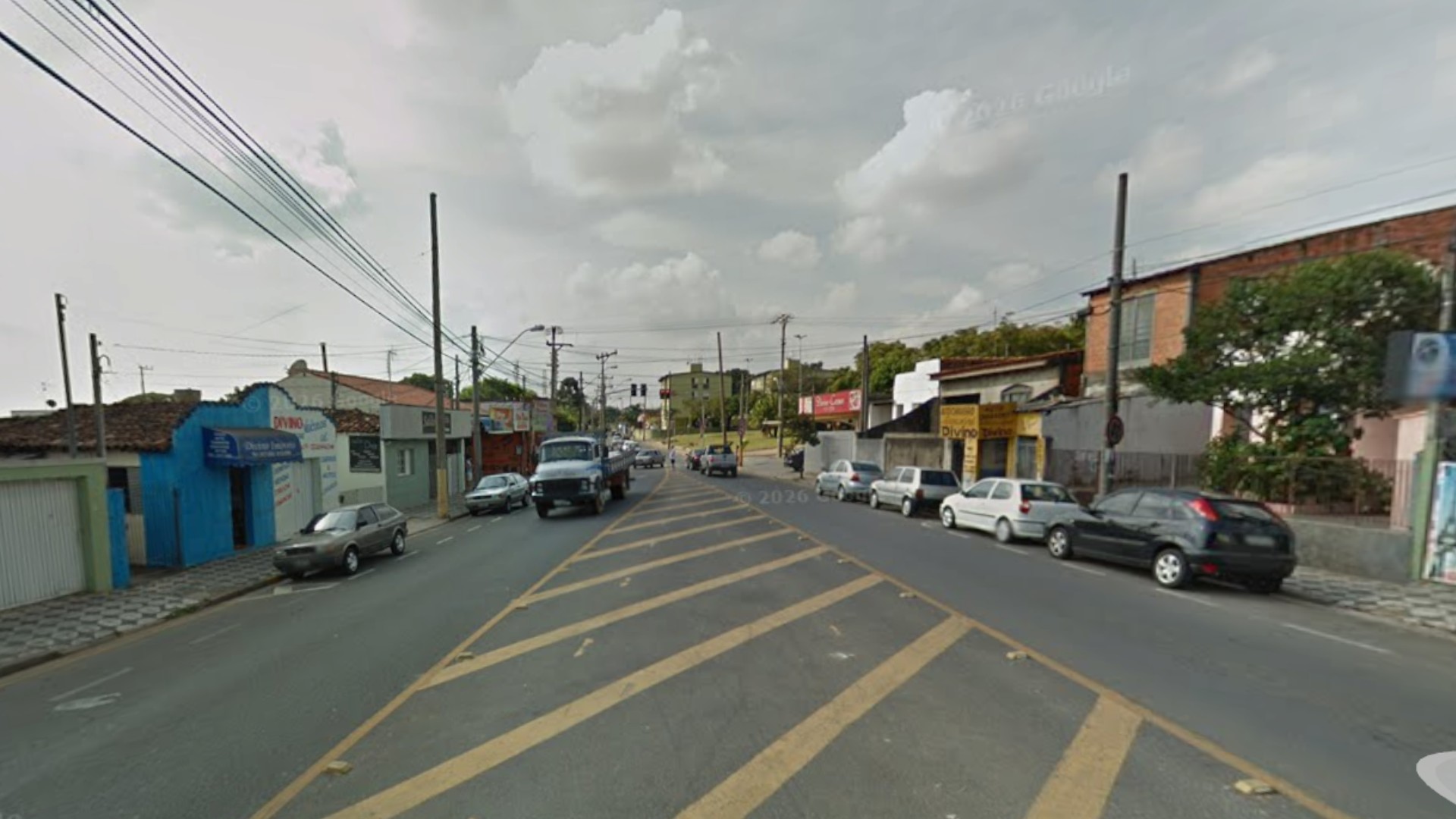 Polícia investiga morte de mulher encontrada em calçada na zona oeste de Sorocaba