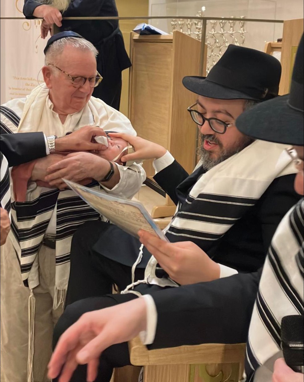 Rabino Eli Schlanger, uma das vítimas de ataque a tiros na Austrália — Foto: Facebook / Reprodução