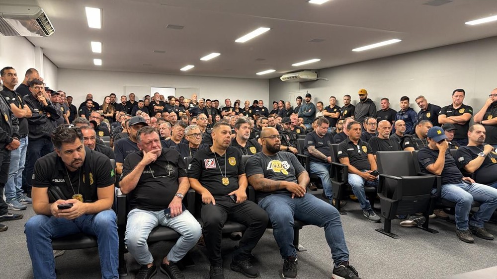 Cerca de 400 policiais civis e promotores de Justiça participam da ação - Imagem: Divulgação / Polícia Civil  