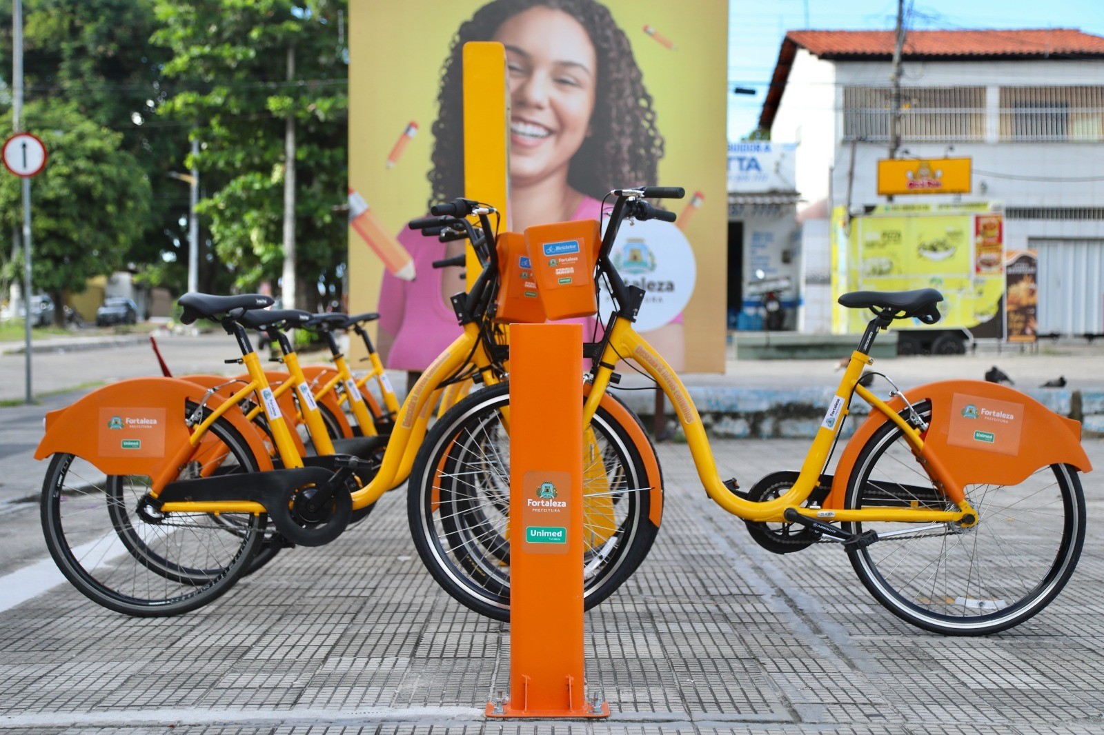 Bicicletas compartilhadas de Fortaleza têm passe gratuito nesta sexta-feira, Dia Nacional de Bike ao Trabalho
