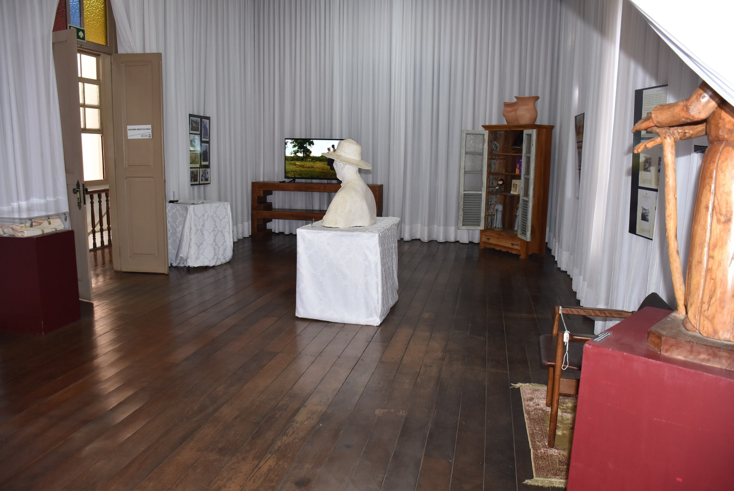 Relíquias e acervos de padre Libério estão em exposição em Divinópolis ...