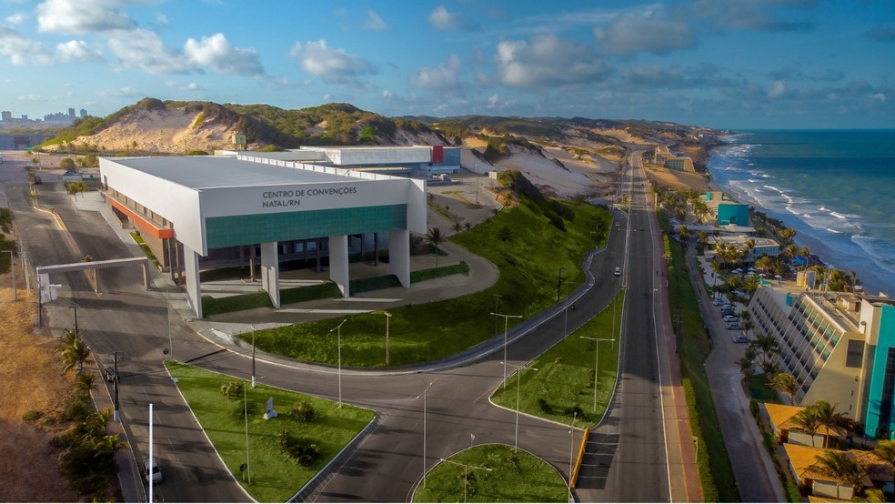 Centro de Convenções de Natal, na Via Costeira, é uma das estruturas que o governo quer entregar à iniciativa privada — Foto: Sandro Menezes/Governo do RN